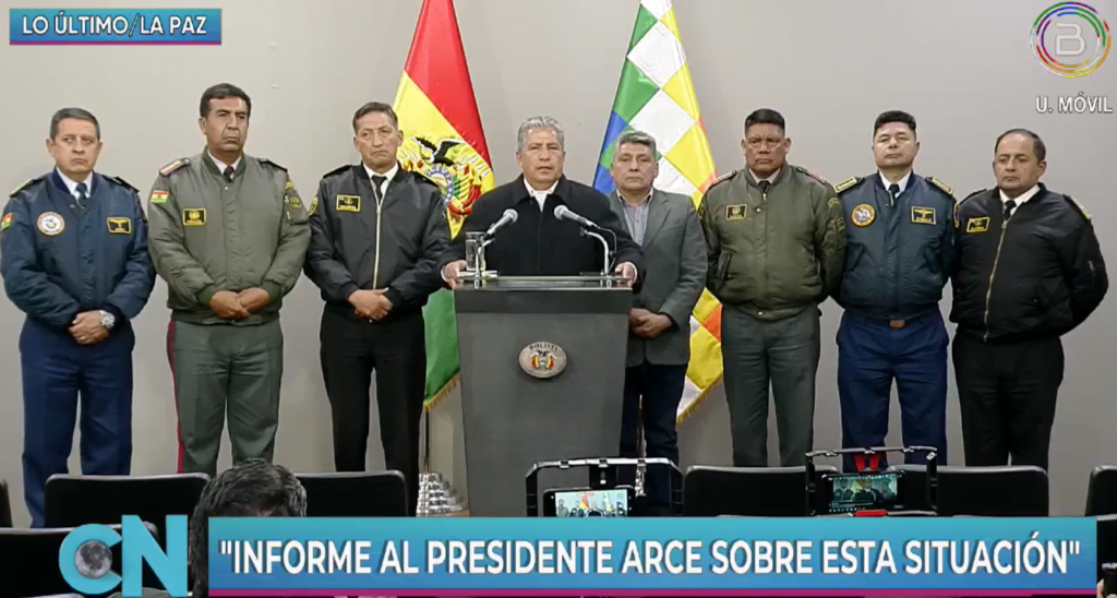 Ministro de Defensa pide a la población retornar a la normalidad tras controlar intento de golpe de Estado