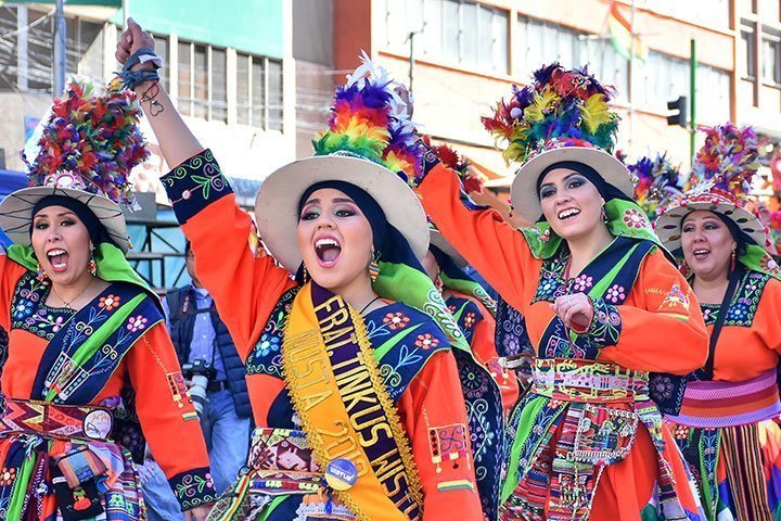 Cambio de ruta en la Entrada Universitaria de la UMSA para el 27 de julio