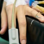 Mujer abandonó a su enamorado en un hospital tras darle una bebida