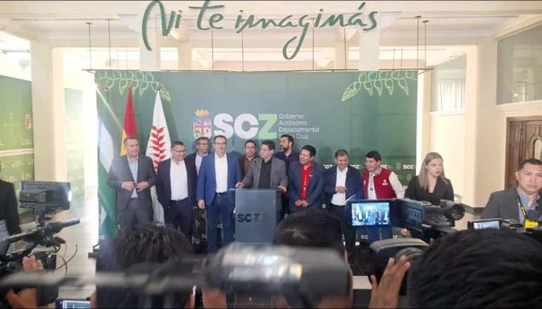 Gobierno y gobernaciones sellan importantes acuerdos