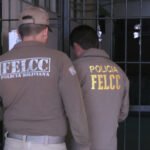 Detienen a hombre por fotografiar y abrazar a escolares en Unidad Educativa de Quillacollo