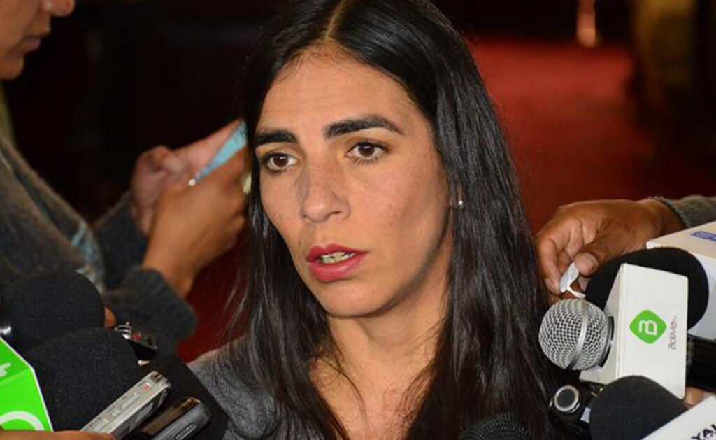 Gabriela Montaño genera indignación al usar el «autismo» como insulto