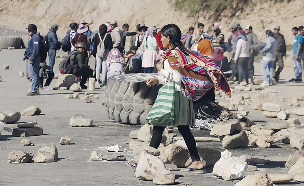 Jóvenes de Colcapirhua rechazan bloqueos en defensa de Evo Morales y se desmarcan de medidas de presión