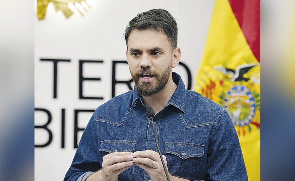 Ministro de Gobierno reprocha la decisión judicial en el caso Evo Morales
