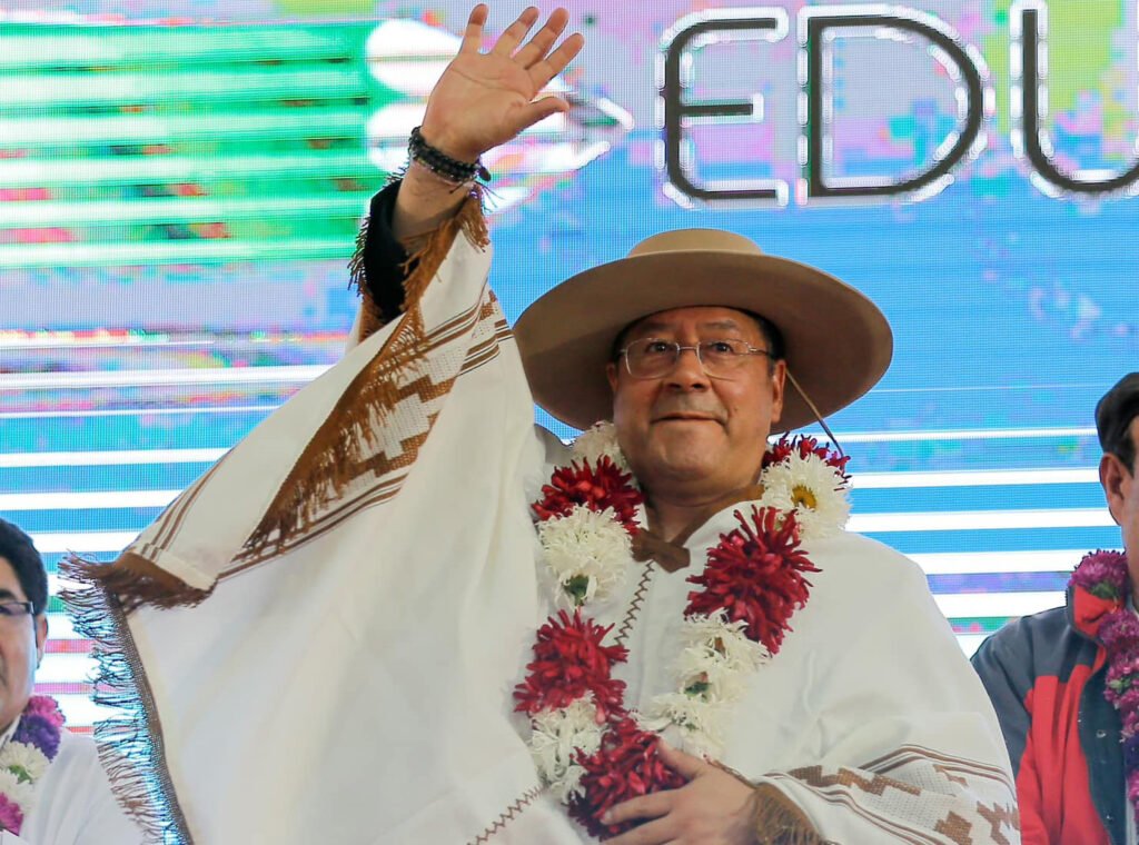 Arce inauguró Congreso Plurinacional de Educación con un llamado a transformación profunda