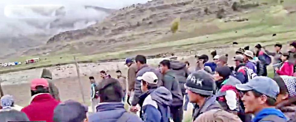 Dirigentes de la Csutcb son agredidos por grupos relacionados con Evo Morales en Quillacollo