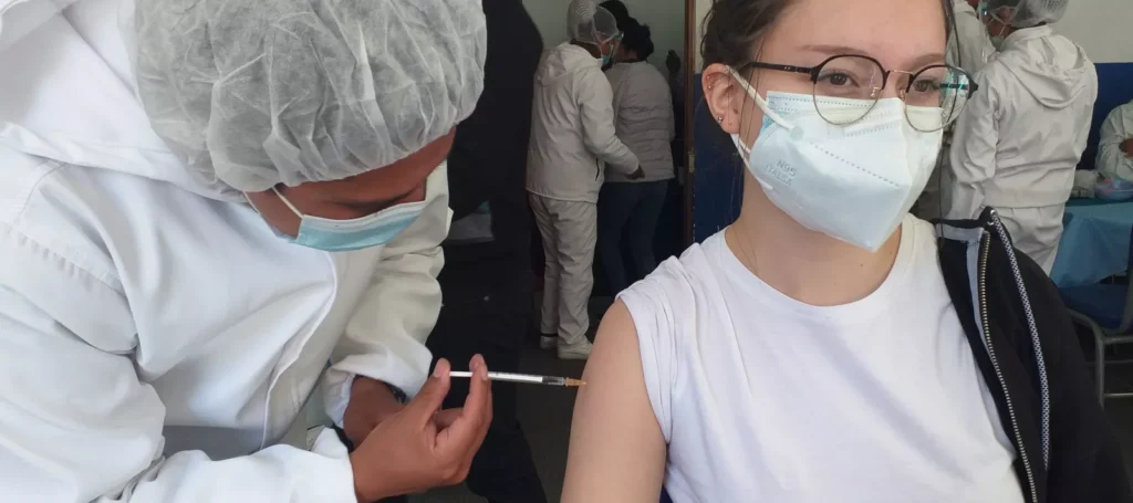 Presidente Arce anuncia la distribución gratuita de más de medio millón de vacunas contra el Covid-19