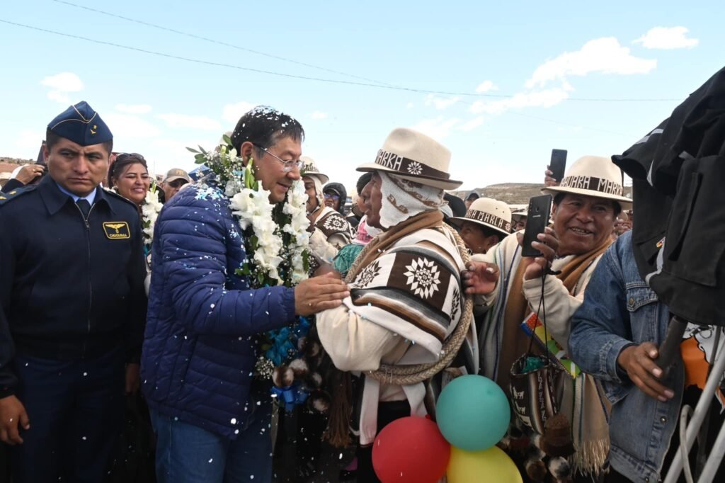 Arce afirma que el Gobierno cumple su palabra de industrializar Oruro con eficiencia y voluntad política