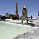 Bolivia da un paso hacia el desarrollo económico con la aprobación de los contratos de litio