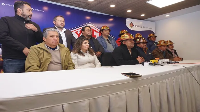 Gobierno y mineros llegan a un acuerdo y levantan medidas de presión