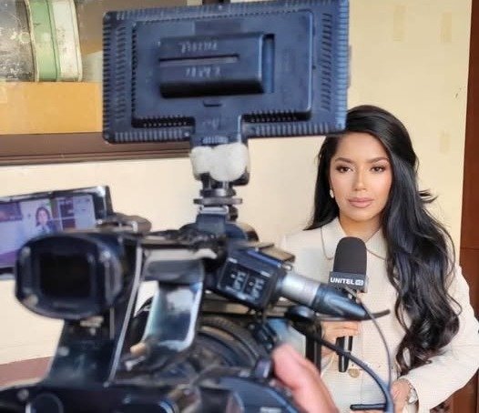 Fue golpeada, toqueteada y despojada de su equipo; periodista es brutalmente agredida en Cochabamba