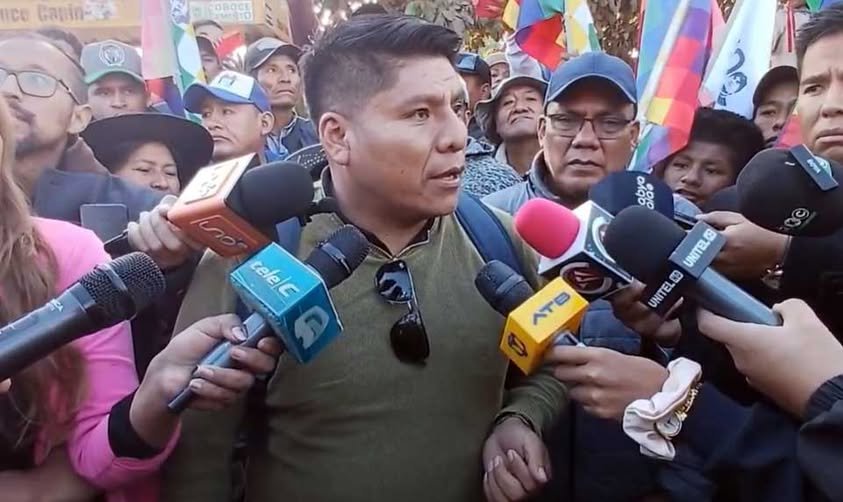 Loza: “Evo está en la caravana, pero no diremos dónde”