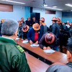 Gobierno y mineros firman acuerdo para combatir minería ilegal