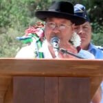 Arce entrega 25 viviendas y obras por bs 6,3 millones en moro moro