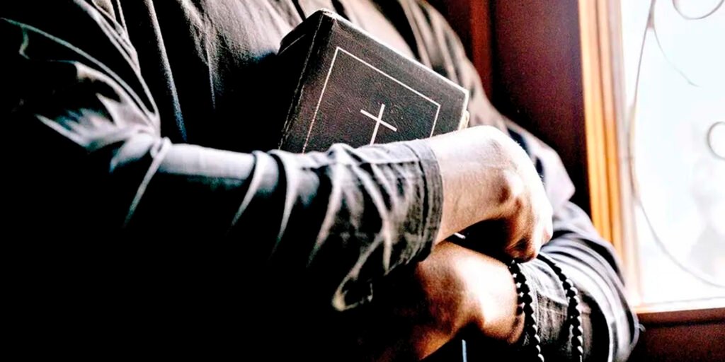 Uruguay da 40 días a Bolivia para extraditar a exsacerdote acusado de abuso