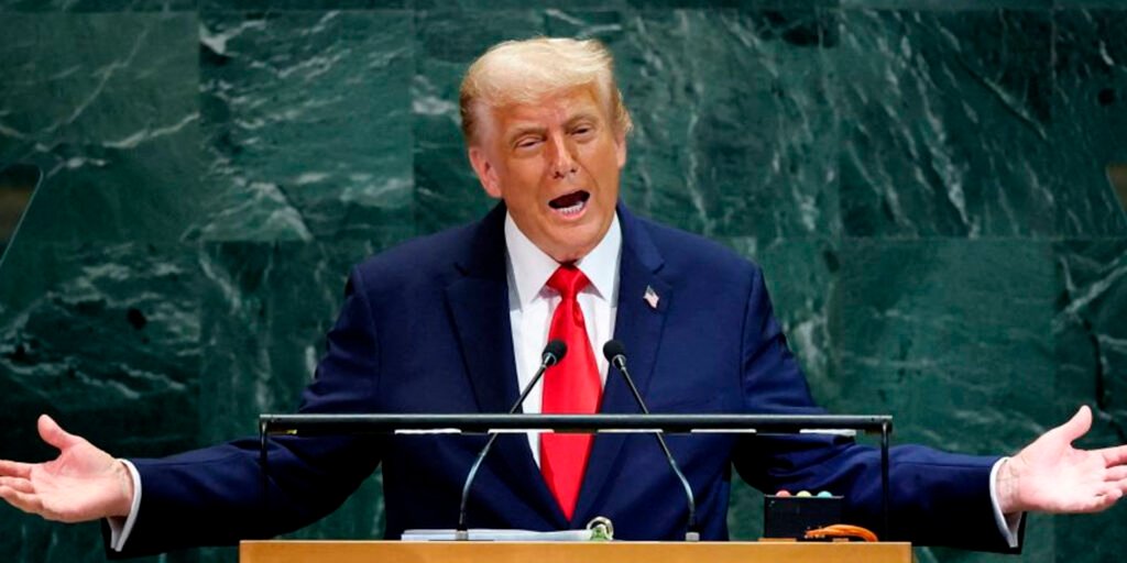 Trump despliega submarinos nucleares cerca de Rusia